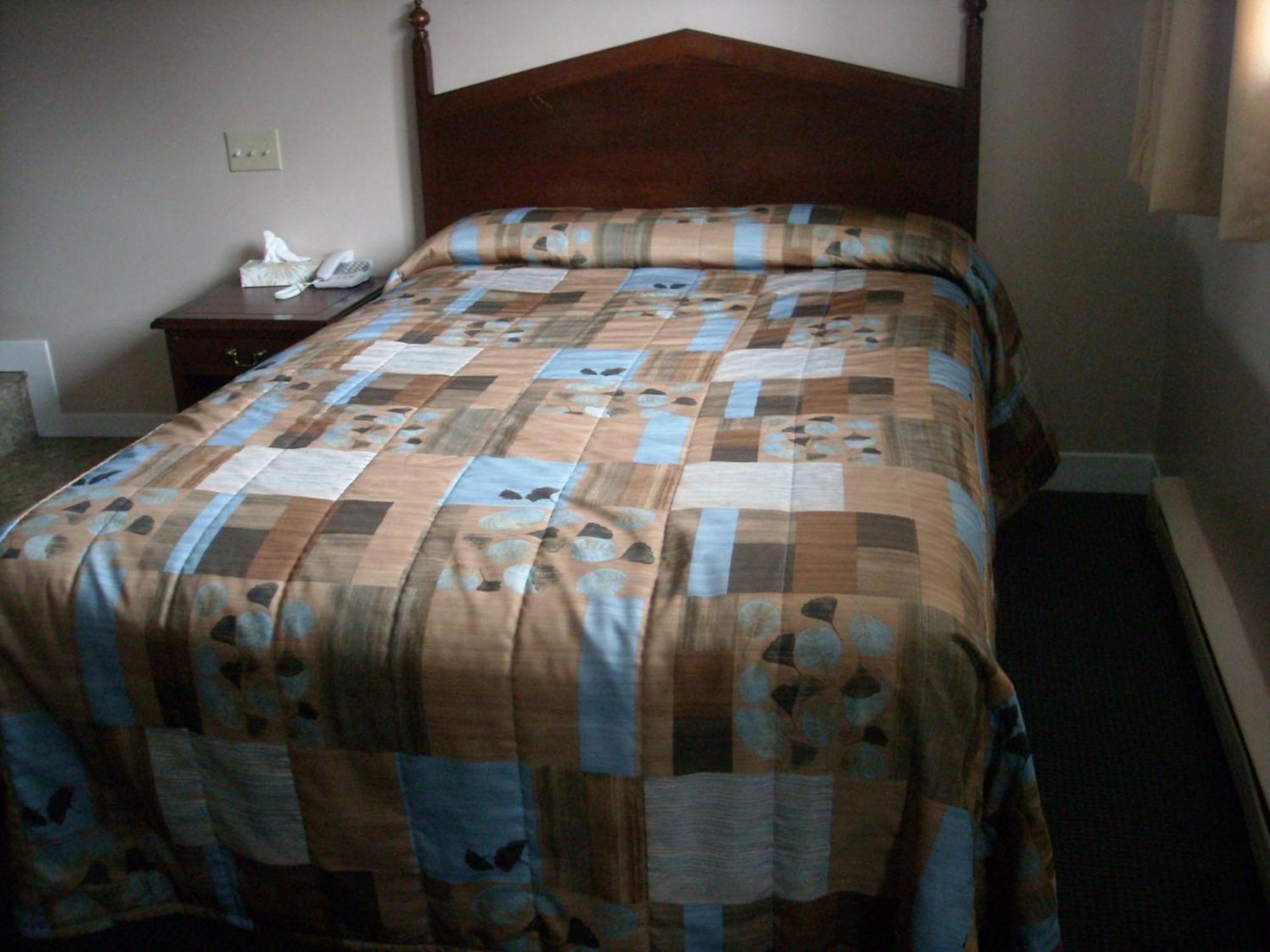 Grand Motel Saint-Hubert Longueuil Eksteriør billede