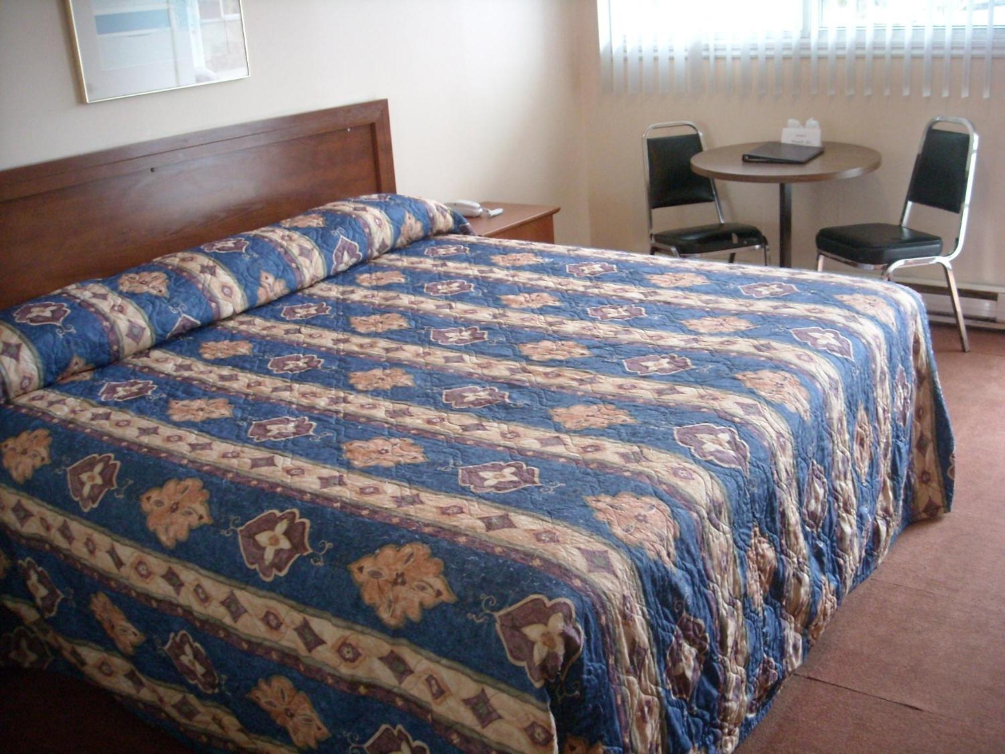 Grand Motel Saint-Hubert Longueuil Eksteriør billede